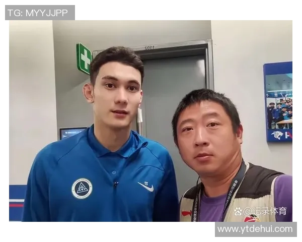 足球明星随机采访问题大揭秘探索他们的心声与梦想 足球明星随机采访问题大揭秘探索他们的心声与梦想